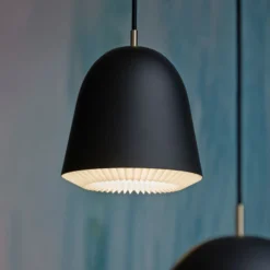 LE KLINT Caché - Pendelleuchte, schwarz, 20 cm