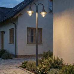 Lindby Außenleuchte Madea, grau, 2-flg., 212 cm, E27, IP44