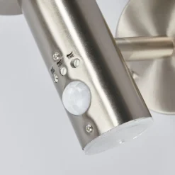 Lindby Außenwandlampe Djori, Sensor, aluminiumfarben, E27