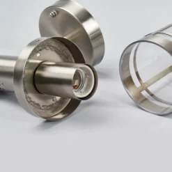 Lindby Außenwandlampe Djori, Sensor, aluminiumfarben, E27