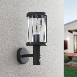 Lindby Außenwandlampe Yonan, Höhe 34 cm, anthrazit, Sensor