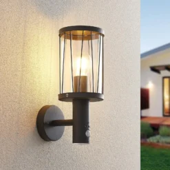 Lindby Außenwandlampe Yonan, Höhe 34 cm, anthrazit, Sensor