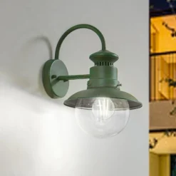 Lindby Außenwandleuchte Celinor, grün, Stahl, E27