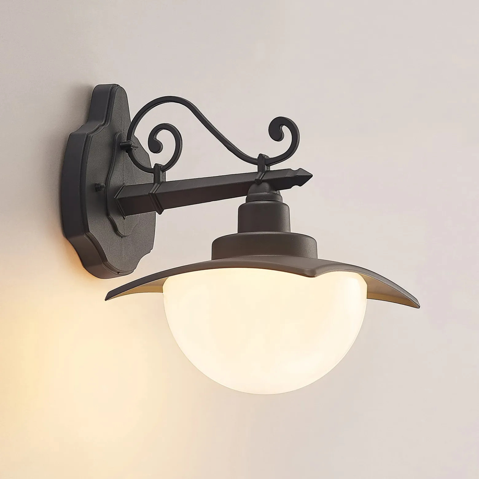 Lindby Außenwandleuchte Elinda, Höhe 29 cm, anthrazit, Glas