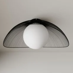 Lindby Deckenlampe Fabronia, schwarz/weiß, Glas, Kugel, E27