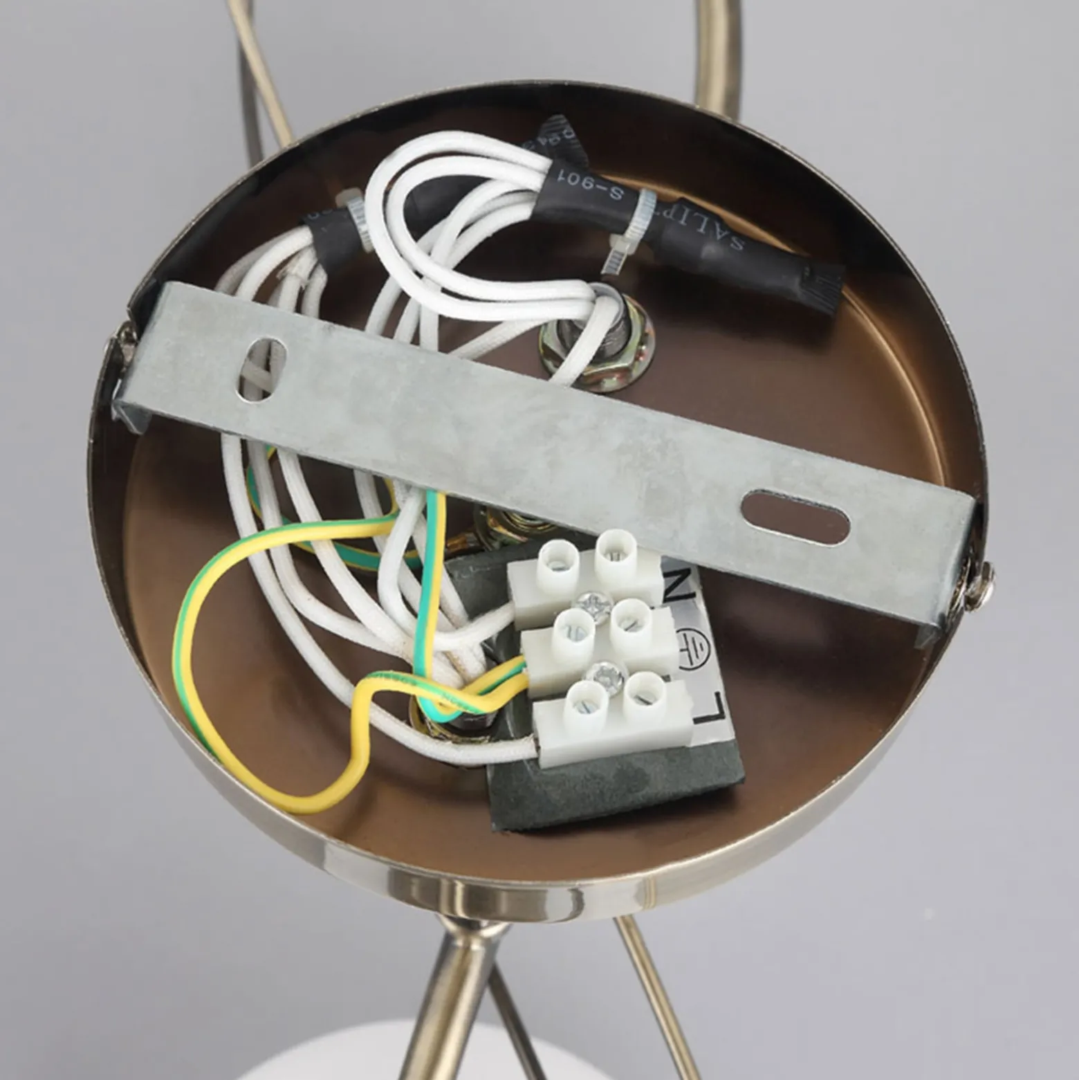 Lindby Deckenlampe Leanda, 80 cm, vierflammig, Metall, Glas