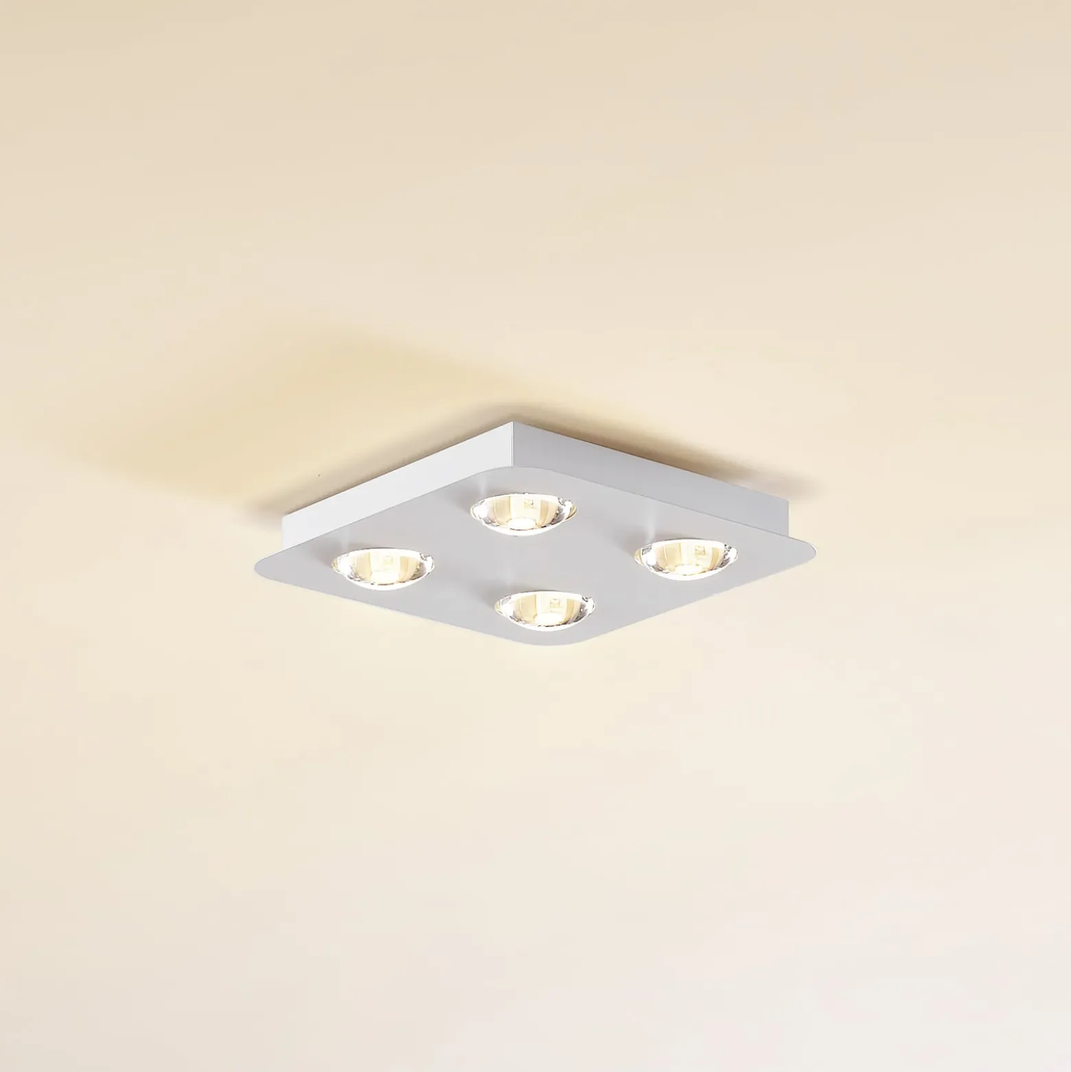 Lindby Deckenleuchte Jyla, weiß matt, 25 x 25 cm, 4-flammig