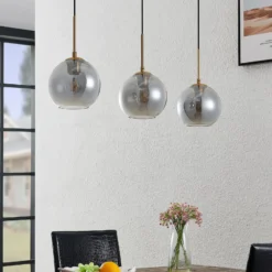 Lindby Hängeleuchte Hiwana, rauchgrau, Glas, 3-flammig