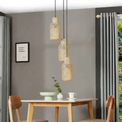 Lindby Hängeleuchte Venora, rund, 3-flg., Ø 15 cm, Bambus
