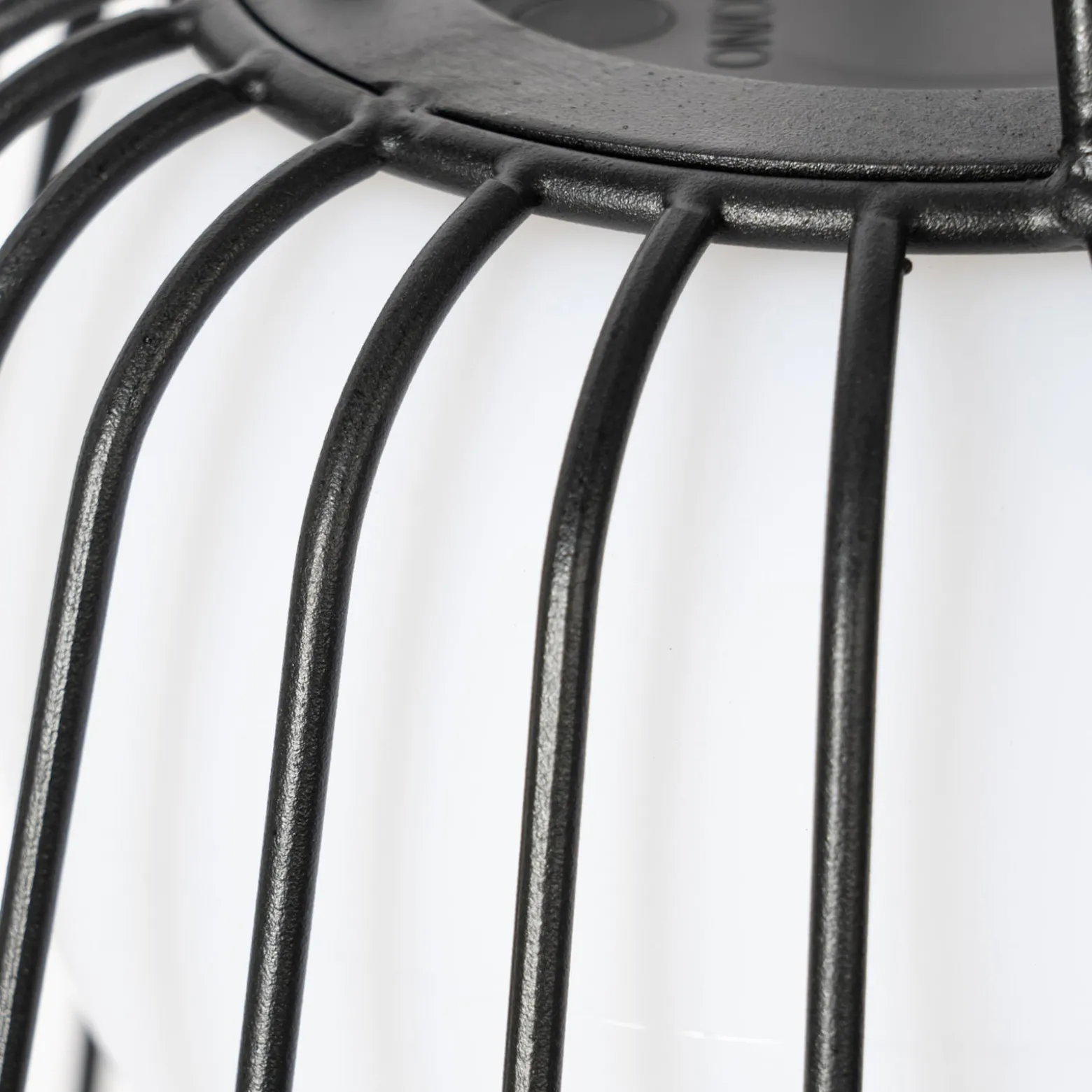 Lindby LED-Akku-Außenhängeleuchte Levino, schwarz, Metall