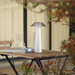 Lindby LED-Akku-Außentischleuchte Gomba, weiß, dimmbar