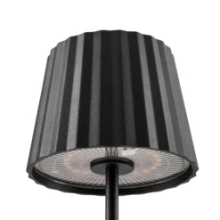 Lindby LED-Akku-Tischleuchte Esali, schwarz, Metall, IP65