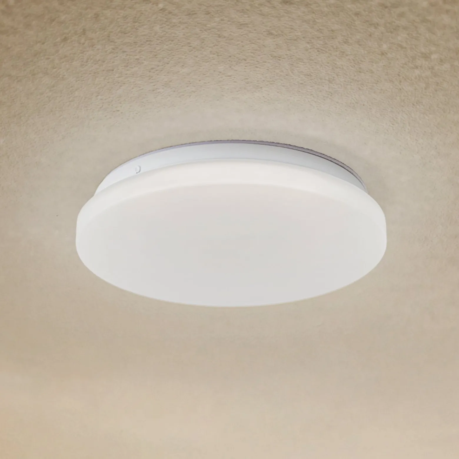 Lindby LED-Außendeckenleuchte Kirkola, 3000 K, Ø 26 cm, weiß