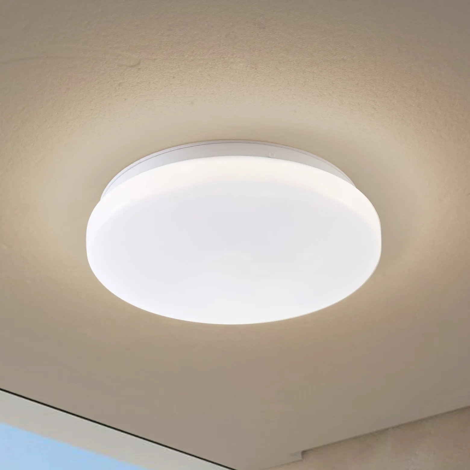 Lindby LED-Außendeckenleuchte Kirkola, 3000 K, Ø 26 cm, weiß