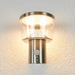 Lindby LED-Außenwandleuchte Antje, Bewegungsmelder, IP44