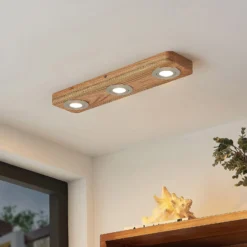Lindby LED-Deckenleuchte Mikari, 48 cm, Holz, schwenkbar