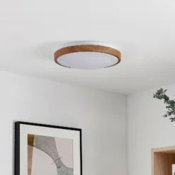 Lindby LED-Deckenleuchte Mynte, Ø30cm, Holzoptik, Kunststoff