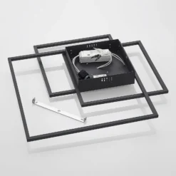 Lindby LED-Deckenleuchte Nelinka, 60 cm, schwarz, Aluminium