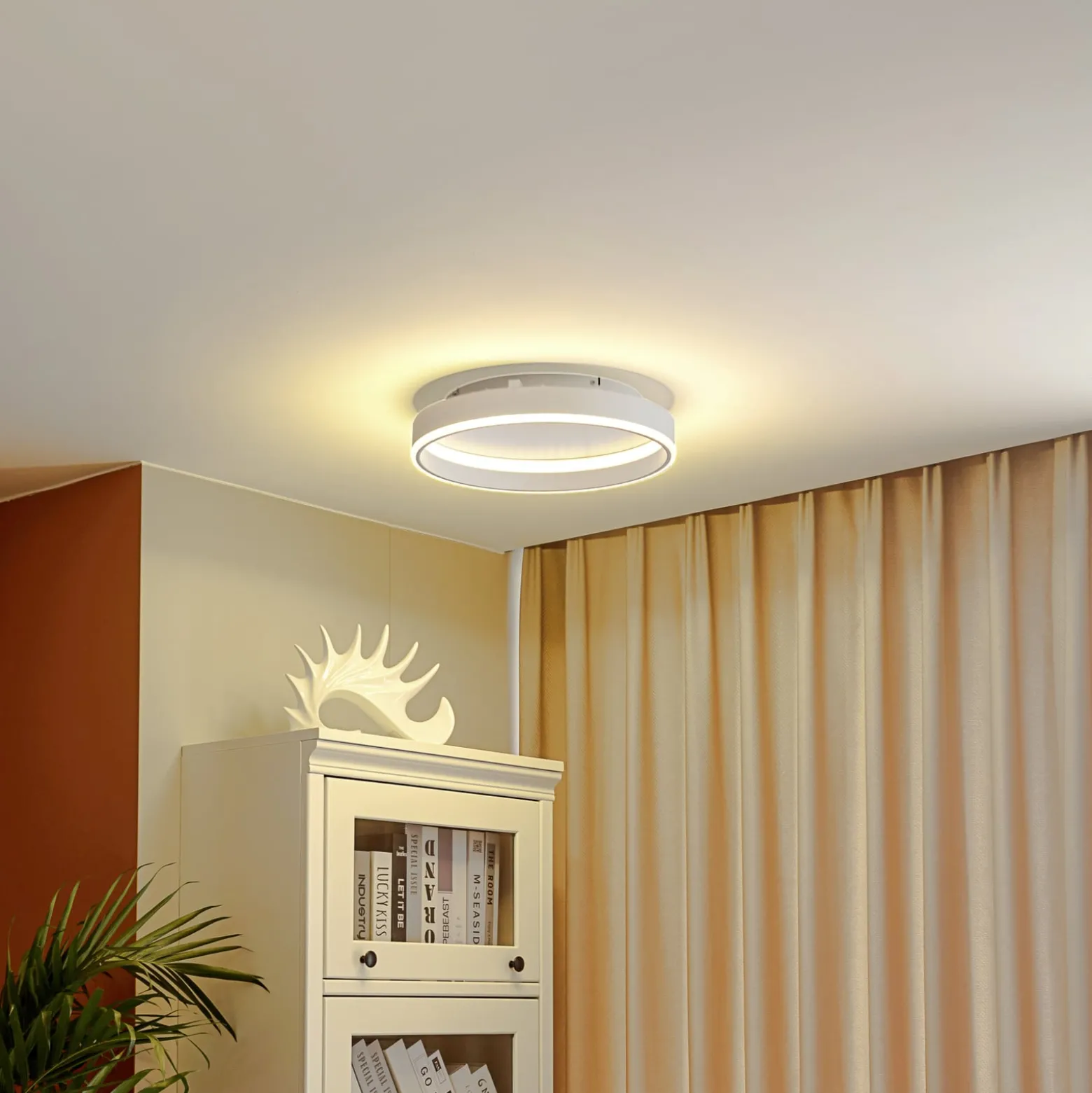 Lindby LED-Deckenleuchte Yasmen, weiß, Metall, 3-step-dim
