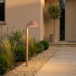Lindby LED-Erdspießleuchte Capelo, tonfarben, 78 cm, IP65