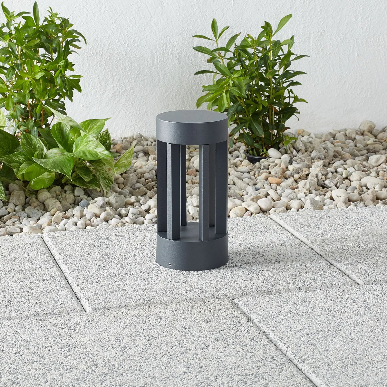 Lindby LED-Sockelleuchte Jordis, 22 cm, anthrazit, Aluminium