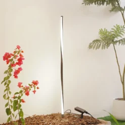 Lindby LED-Solarleuchte Sabriel, gerade, schwarz, Alu, 3000K