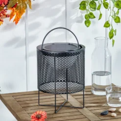 Lindby LED-Solar-Terrassenleuchte Achilleas, RGBW, schwarz