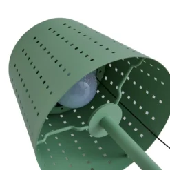 Lindby LED-Solar-Tischleuchte Hilario, grün, Eisen, Akku