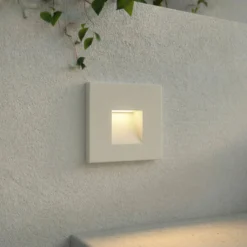 Lindby LED-Wandeinbaulampe Alune, weiß, eckig, 8x8cm, IP65
