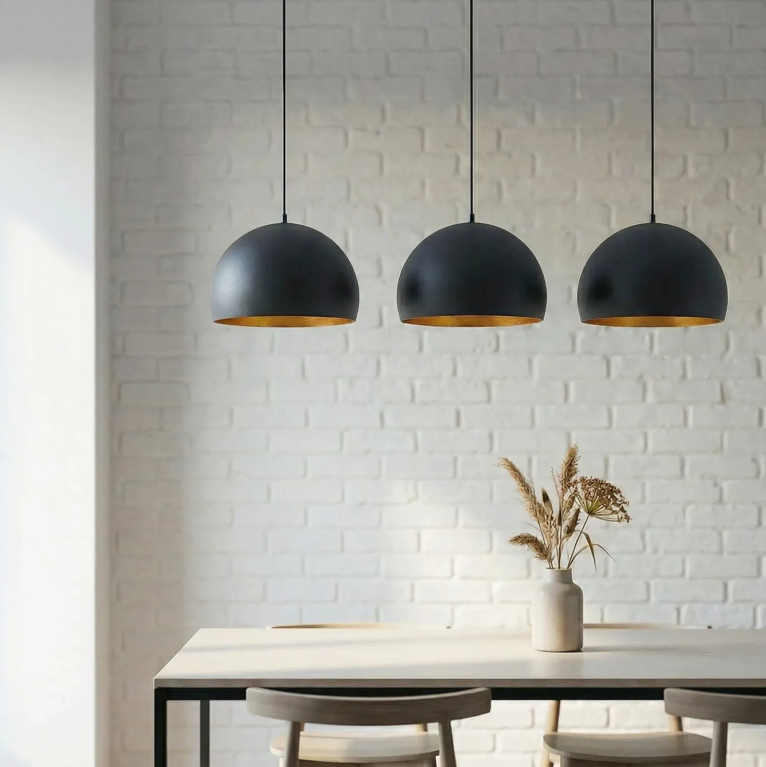 Lindby Pendellampe Tarjei, Länge 120cm, schwarz/gold, Metall