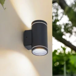 Lindby Smart LED-Außenwandleuchte Valtin CCT RGB Tuya IP54