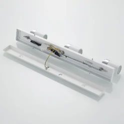 Lindby Strahler Kardo, 3-flammig, weiß, Metall, IP44