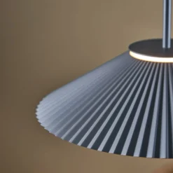 LOOM DESIGN LED-Hängelampe Ballerina, dunkelblau, Ø 35 cm