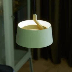 LOOM DESIGN LED-Hängeleuchte Cookie, grün, Aluminium Ø 15 cm