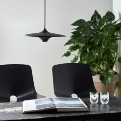 LOOM DESIGN LED-Hängeleuchte Moja, Ø 35 cm, schwarz