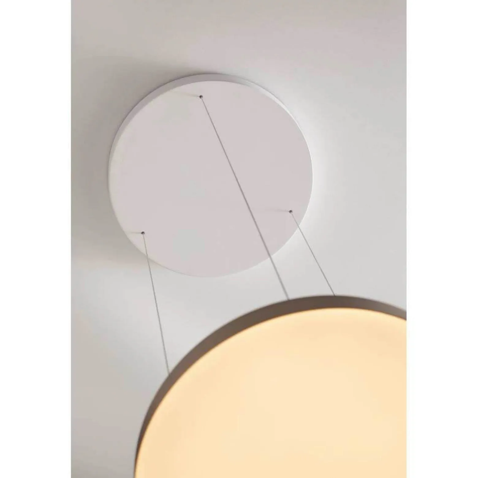LOOM DESIGN LED-Pendelleuchte Avela, grau, Alu, Ø 36cm