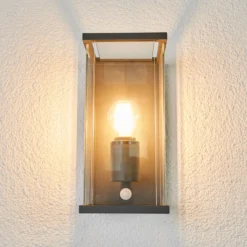 Lucande Außenwandleuchte Annalea, 29cm, 1-flg., IP54, Sensor