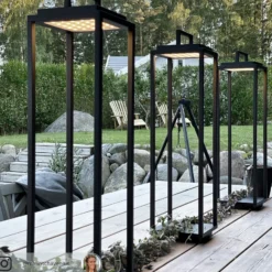 Lucande LED-Außenleuchte Elaja, schwarz, Akku, USB, dimmbar