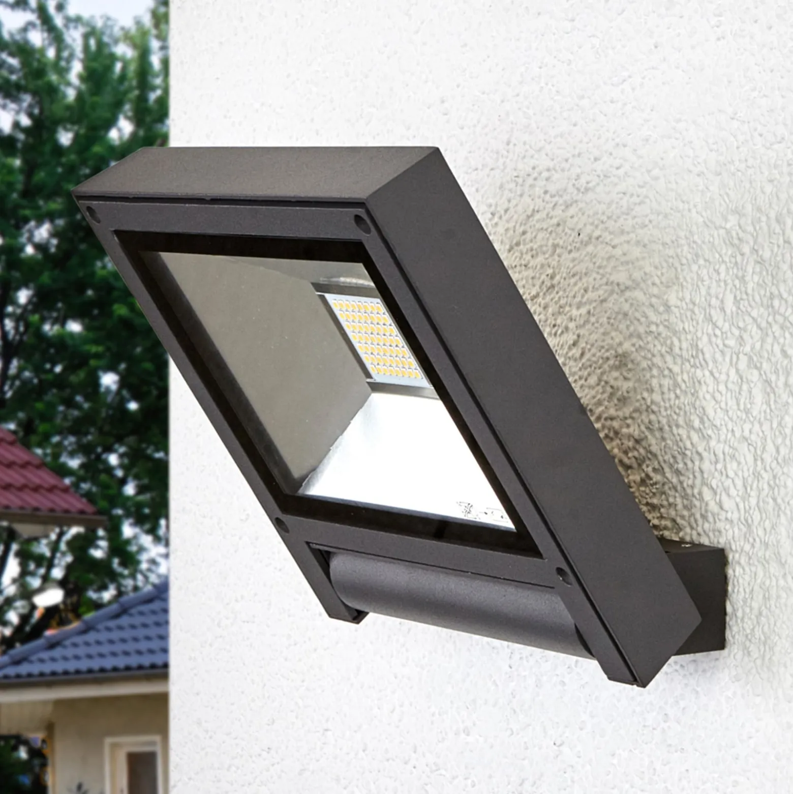 Lucande LED-Außenstrahler Maica, anthrazit, schwenkbar, IP65