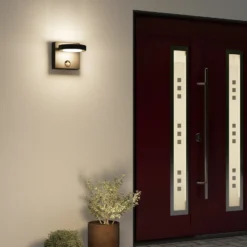 Lucande LED-Außenwandlampe Belna, Metall, Sensor, IP54