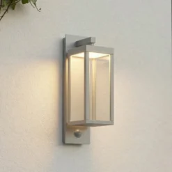 Lucande LED-Außenwandleuchte Ferdinand, steingrau, Sensor