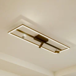 Lucande LED-Deckenleuchte Yvor, 99,5 cm, schwarz, schwenkbar