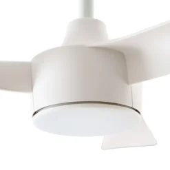 Lucande LED-Deckenventilator Airona, weiß, DC, leise, dim.