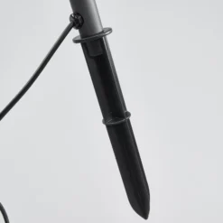 Lucande LED-Erdspießstrahler Beatrix, anthrazit, Alu, 45,7cm