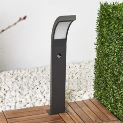 Lucande LED-Pollerlampe Juvia, 60 cm, Bewegungsmelder, IP54