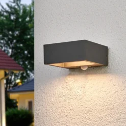 Lucande LED-Solarwandlampe Mahra, anthrazit, Metall, Sensor