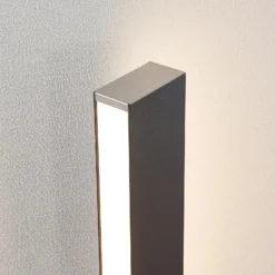 Lucande LED-Wegelampe Aegisa, 80 cm, anthrazit, Metall, IP54