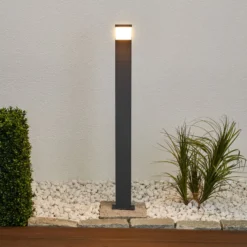 Lucande LED-Wegelampe Timm, 100 cm, anthrazit, Metall, IP54