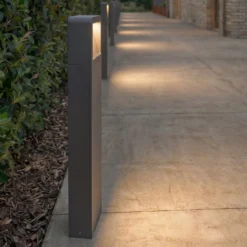 Lucande LED-Wegeleuchte Leya, 65 cm, anthrazit, Metall, IP54