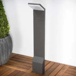 Lucande LED-Wegeleuchte Nevio, 60 cm, anthrazit, Metall